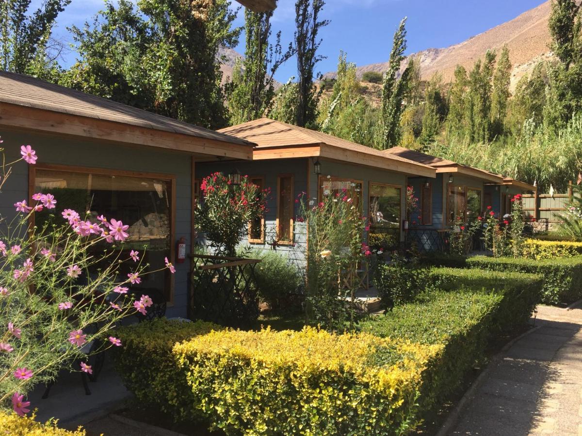 Hotel Faro Del Valle Pisco Elqui Bagian luar foto