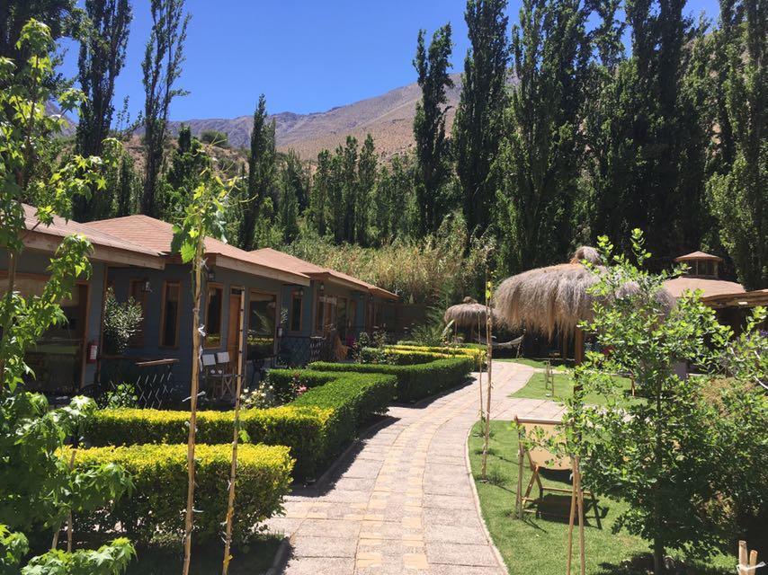 Hotel Faro Del Valle Pisco Elqui Bagian luar foto