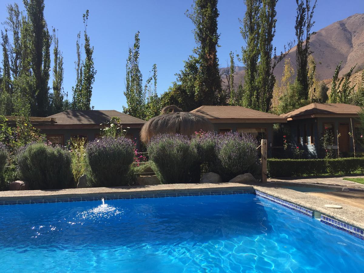 Hotel Faro Del Valle Pisco Elqui Bagian luar foto